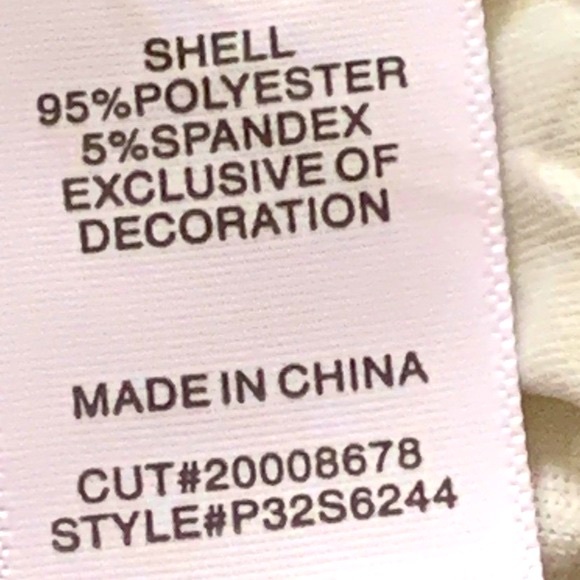 Premier Amour Off Shoulder Dress - Picture 10 of 10